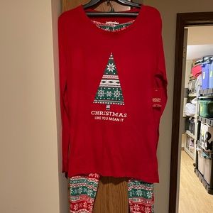 Women’s Christmas Pajamas Large Long
